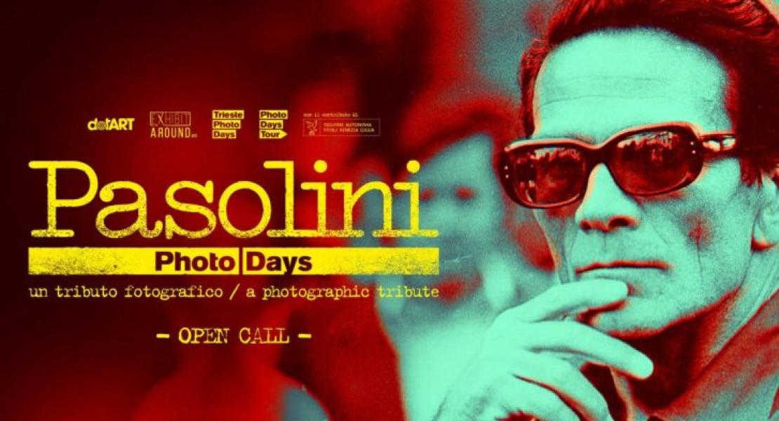 la scritta Pasolini e il volto di Pasolini con gli occhiali 