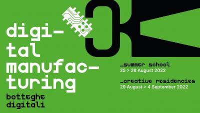 una pinza e la scritta digital manufactoring
